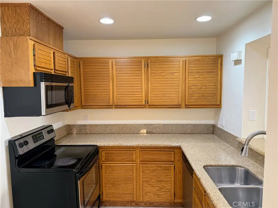 25671 Le Parc #85, Lake Forest, CA 92630 - Image #2