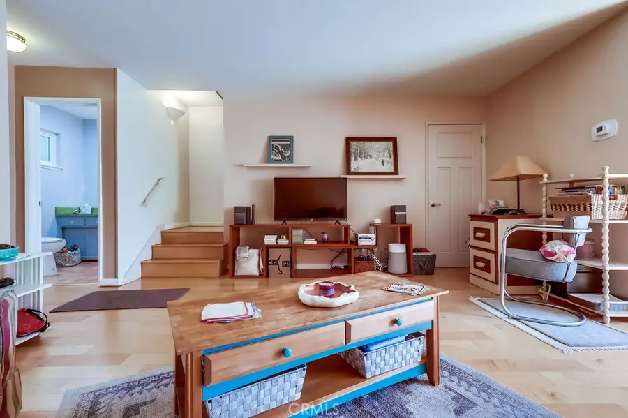 11138 Aqua Vista #43, Studio City, CA 91602 - Image #2