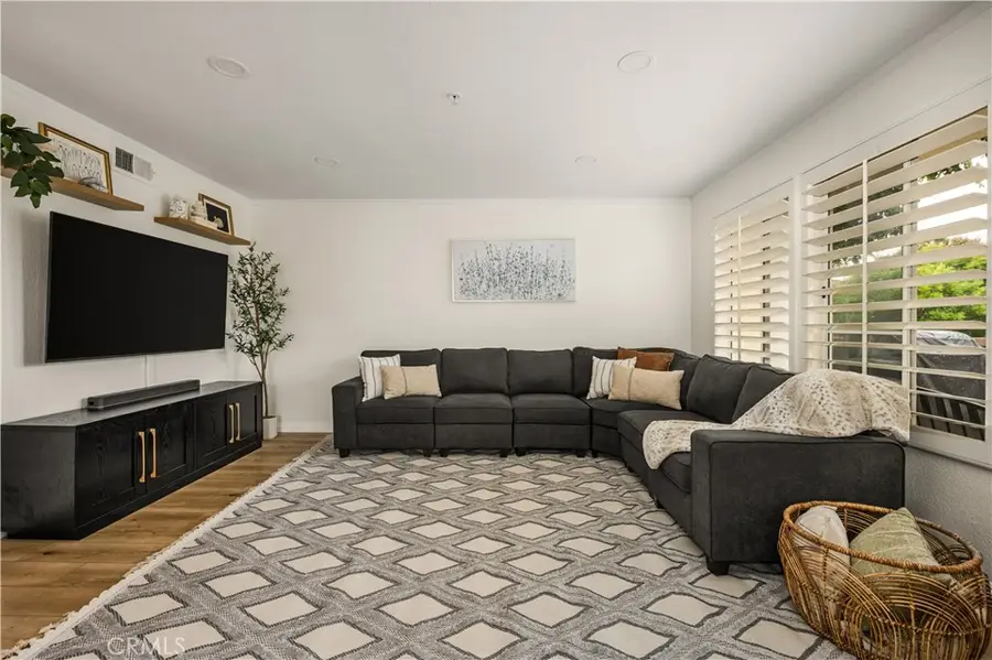 181 S Cross Creek Road, Orange, CA 92869 - Image #2