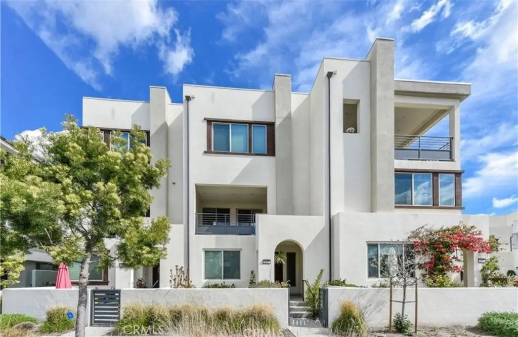 175 Frame, Irvine, CA 92618 - Image #1