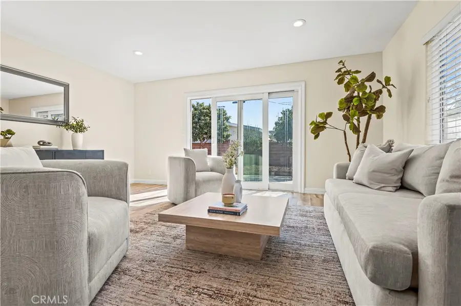 1342 W Hill Avenue, Fullerton, CA 92833 - Image #2