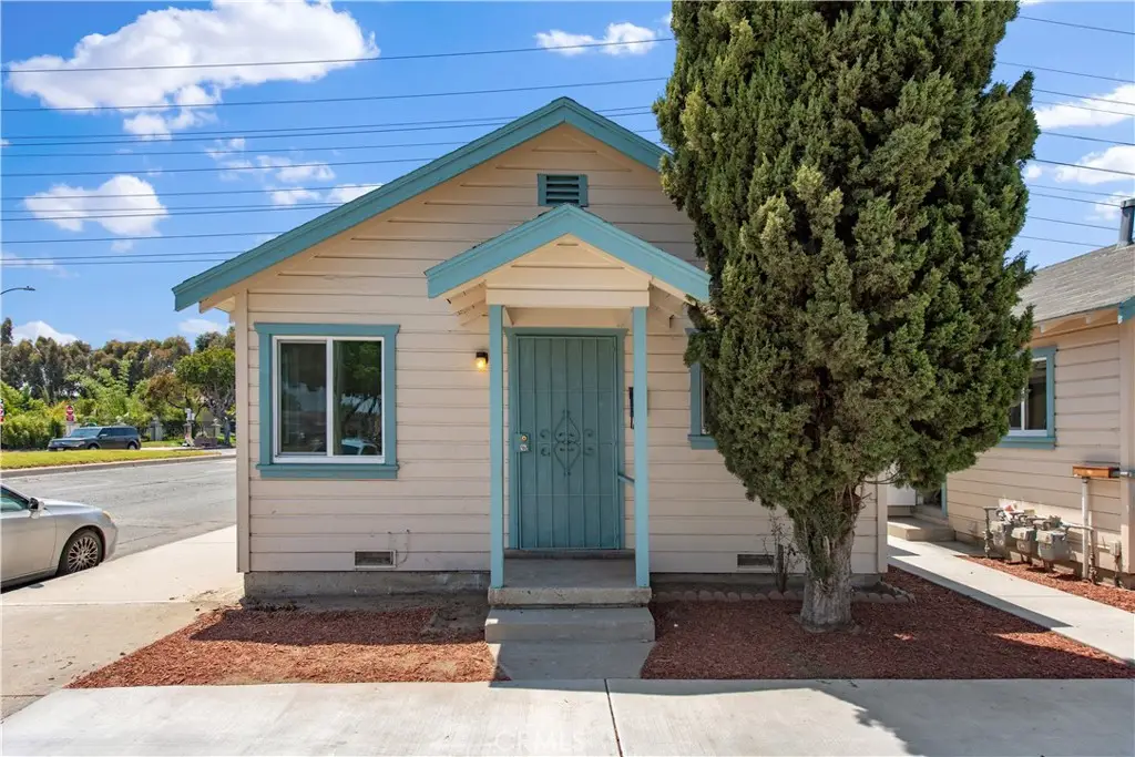 8713 Alondra, Paramount, CA 90723 - #1