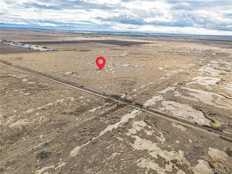 10000 E 87th Street, Lancaster, CA 93535 - #2