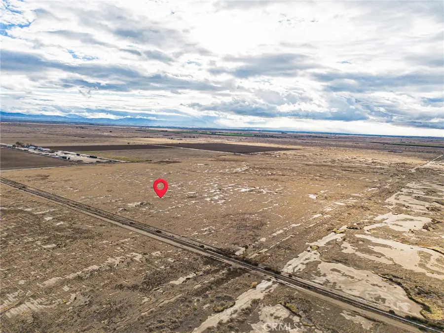 10000 E 87th Street, Lancaster, CA 93535 - #3