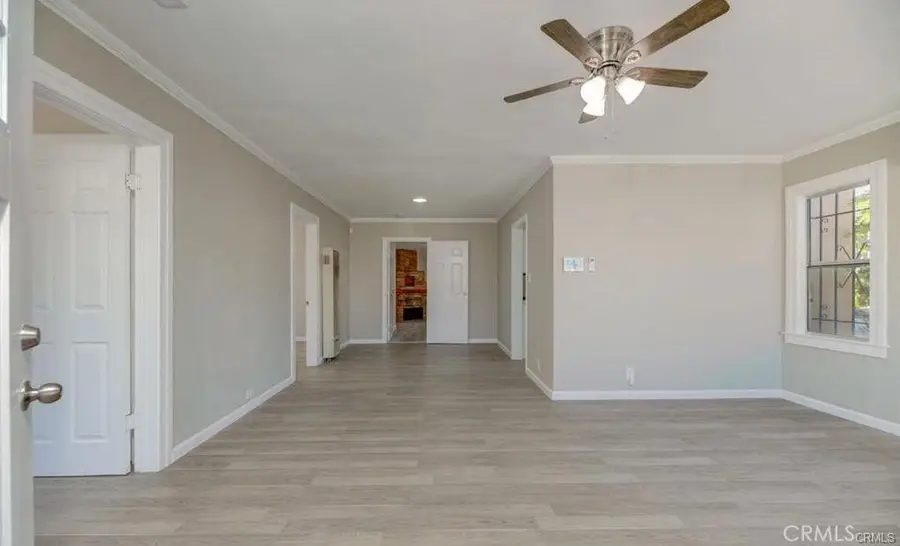 542 W 105th Street, Los Angeles, CA 90044 - #2