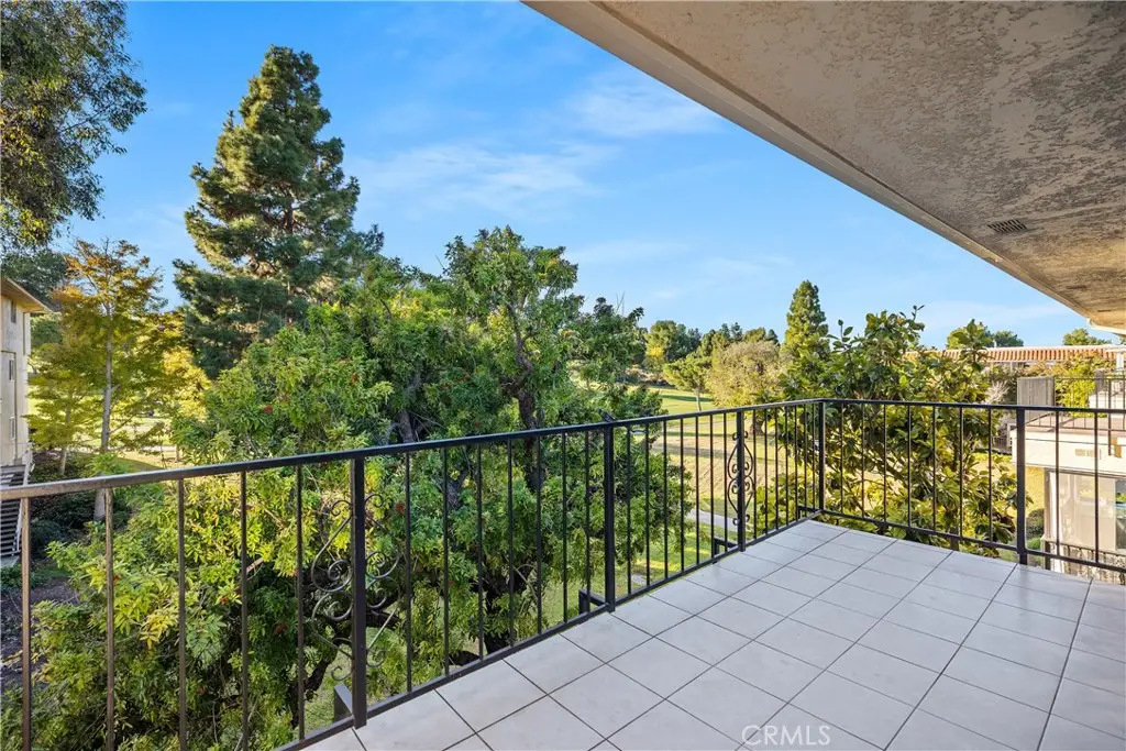 2388 W Via Mariposa #3E, Laguna Woods, CA 92637 - #1