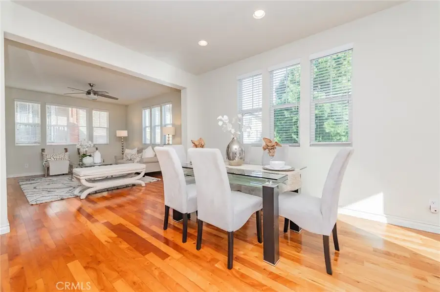 10 Flyers, Tustin, CA 92782 - Image #3