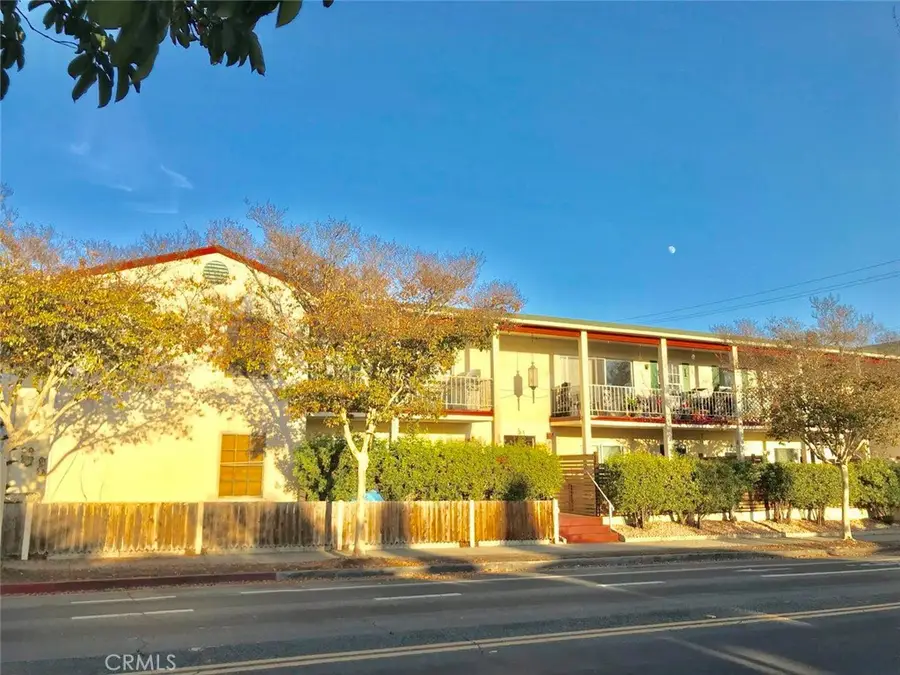 2302 Oak Street, Santa Monica, CA 90405 - Image #2