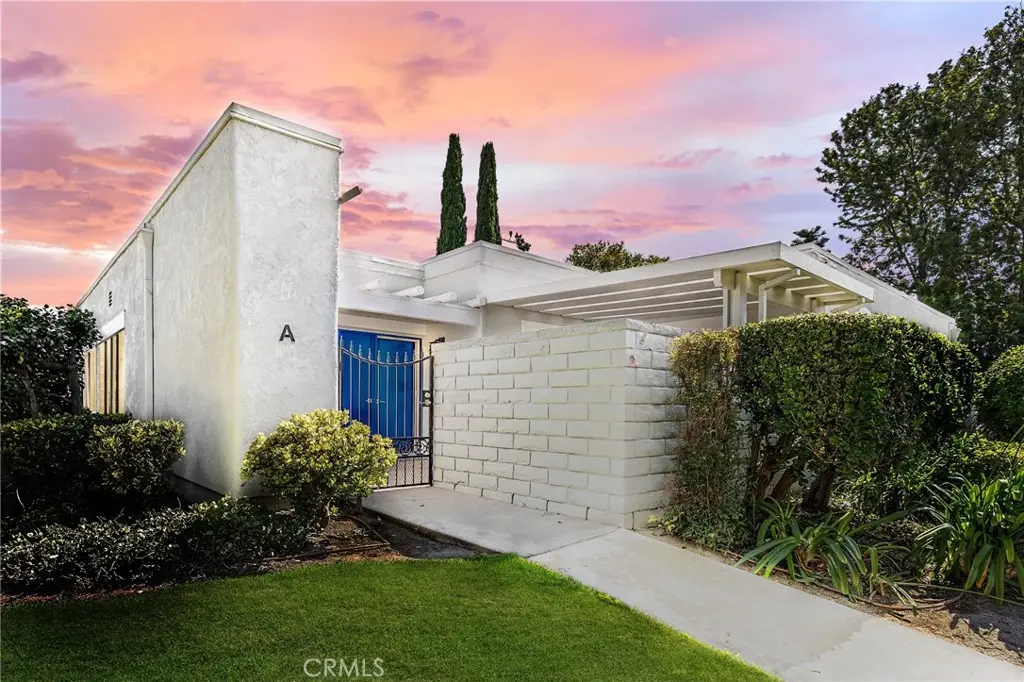 2133 Via Puerta, Laguna Woods, CA 92637 - #1