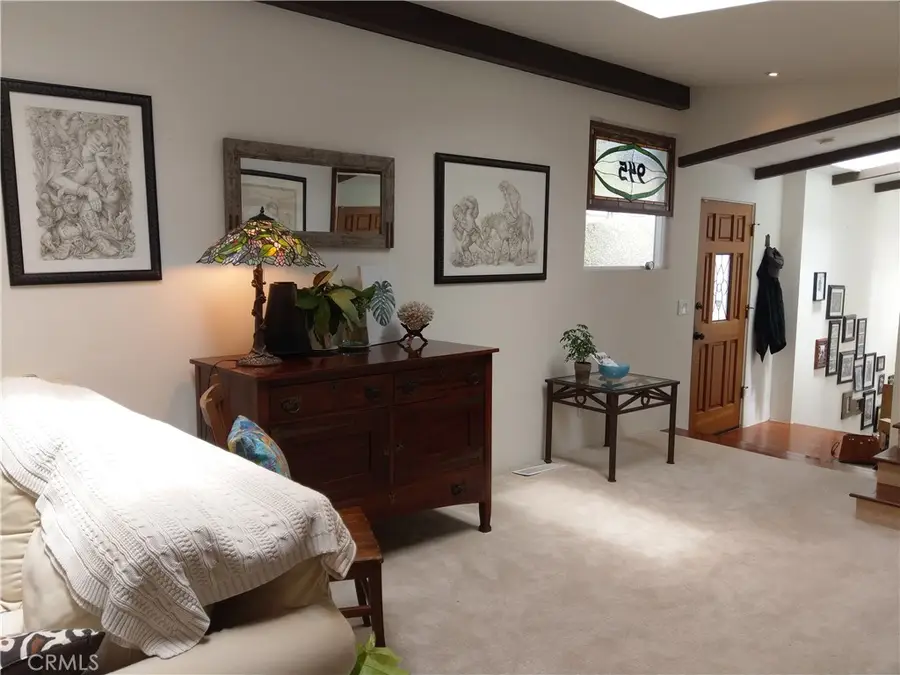 945 Park Ave, Laguna Beach, CA 92651 - Image #3