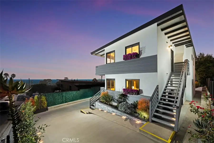 284 Chiquita, Laguna Beach, CA 92651 - Image #2