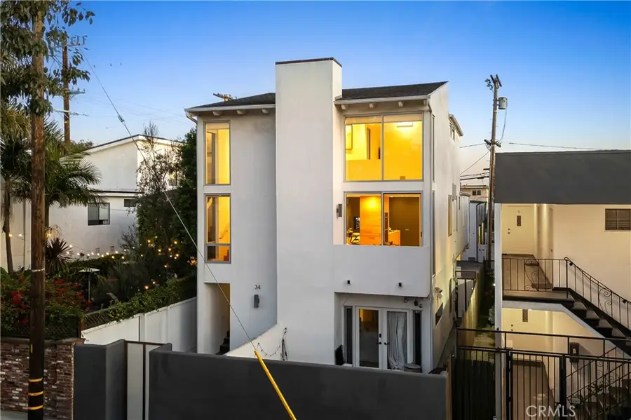 34 S Venice Boulevard #2, Venice, CA 90291 - #3