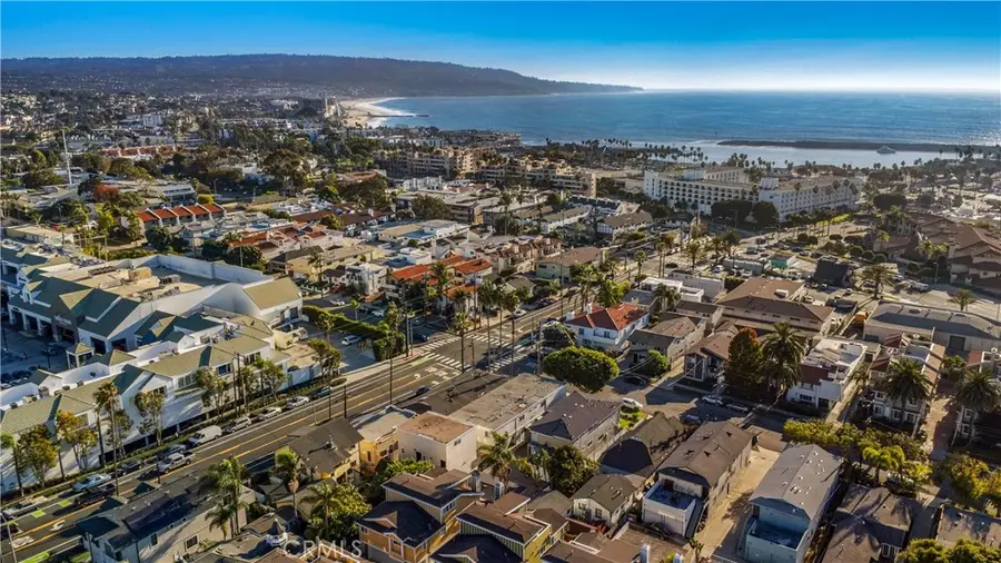 502 N Elena Avenue #1-7, Redondo Beach, CA 90277 - Image #2