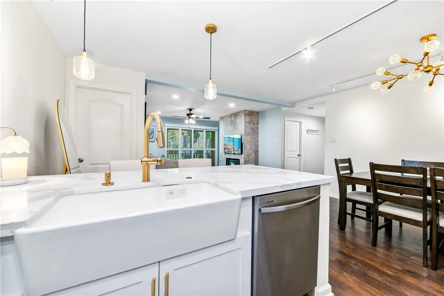 7890 E Spring Street #22F, Long Beach, CA 90815 - #2