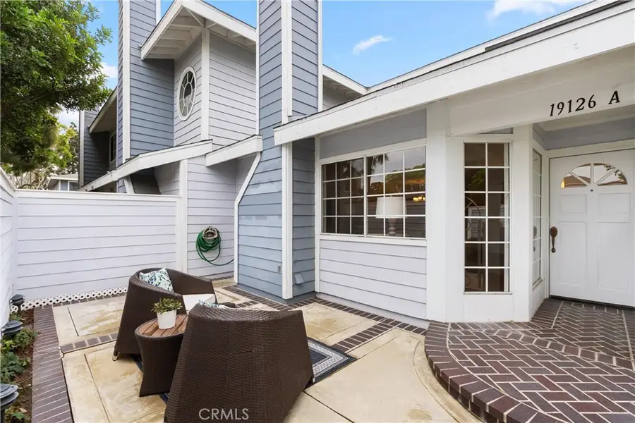 19126 Queensport, Huntington Beach, CA 92646 - Image #2