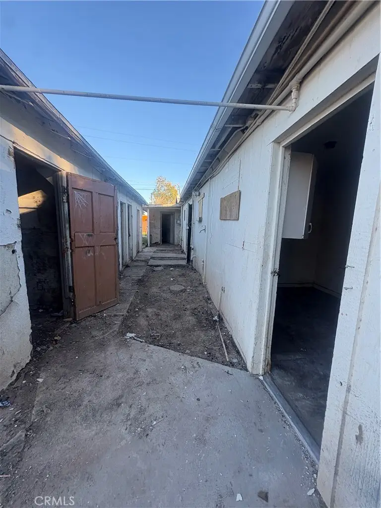 909 W. Barnard, Blythe, CA 92225 - #2