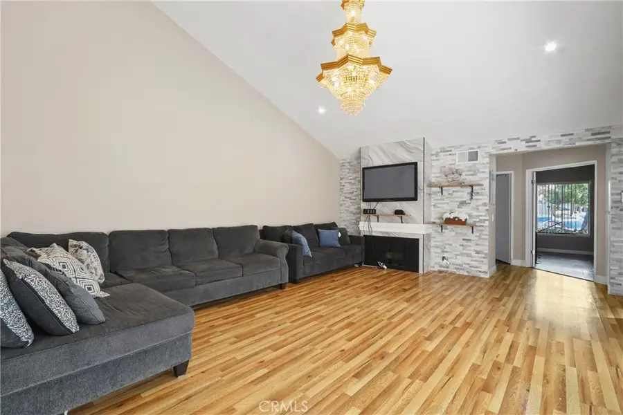 134 Tangerine, Irvine, CA 92618 - Image #3