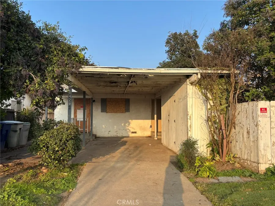 4298 N Holt, Fresno, CA 93705 - Image #2