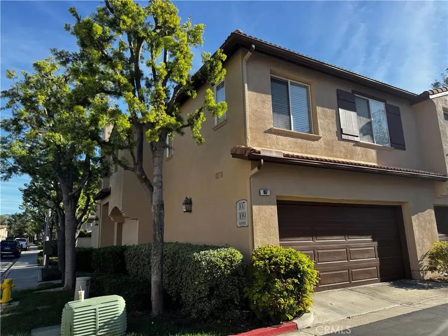 107 Sapphire #34, Irvine, CA 92602 - Image #3