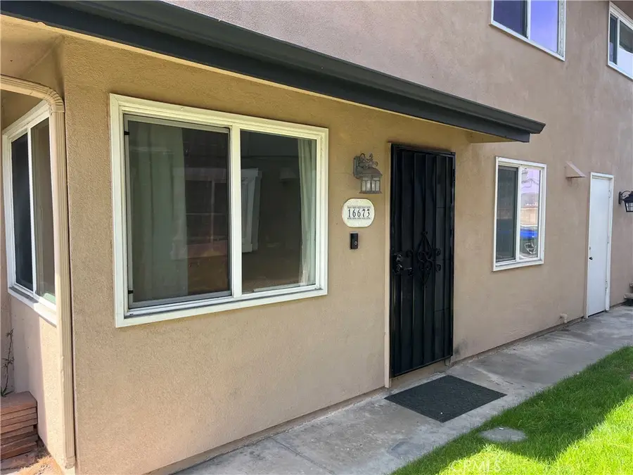 16673 Arbor, Huntington Beach, CA 92647 - #2