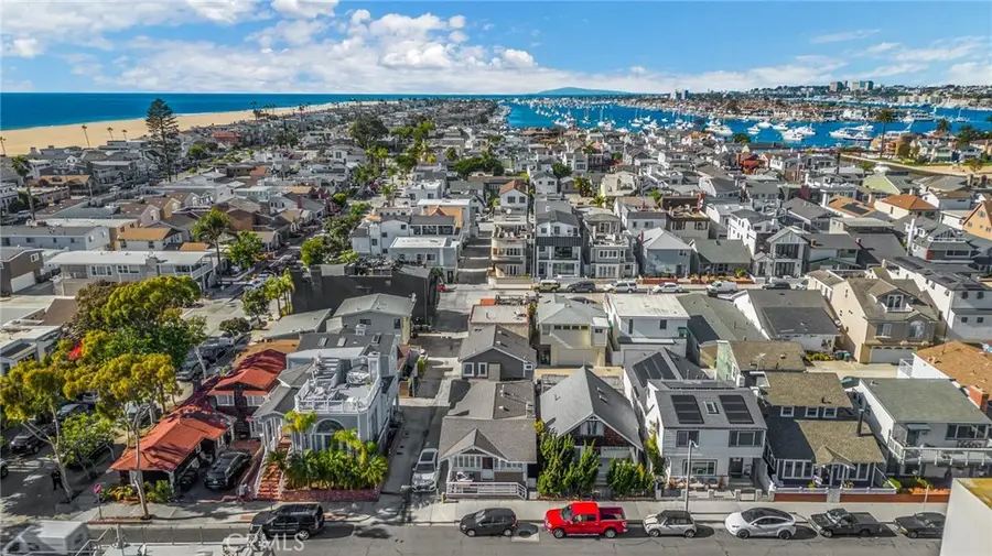 307 Fernando, Newport Beach, CA 92661 - #3