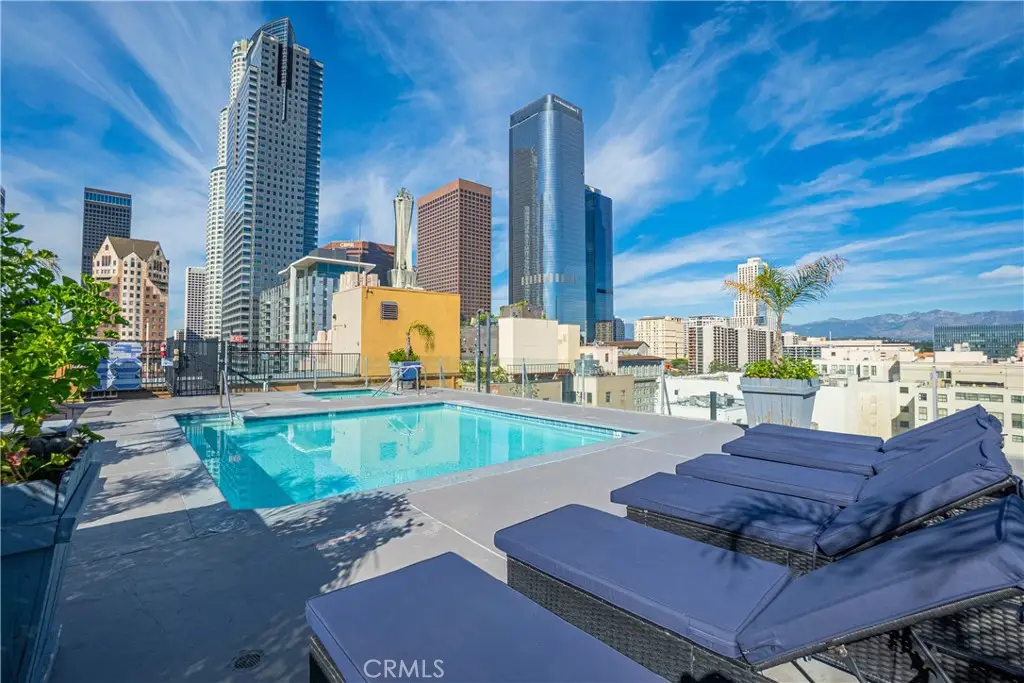 312 W 5th, Los Angeles, CA 90013 - #1
