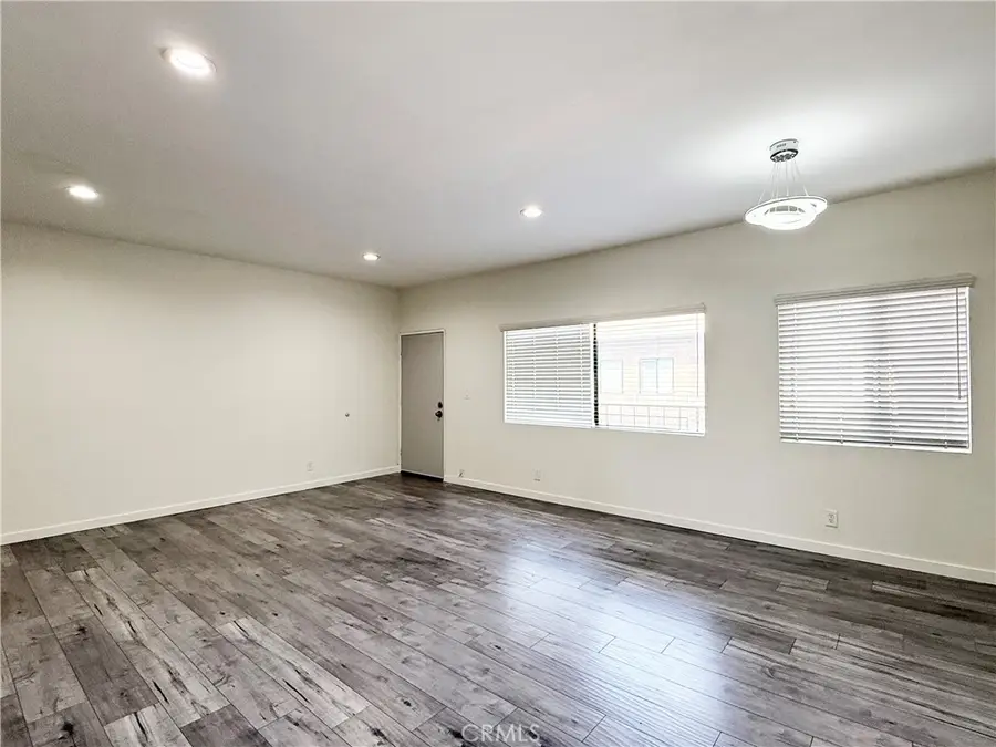 424 S Westmoreland, Los Angeles, CA 90020 - Image #3