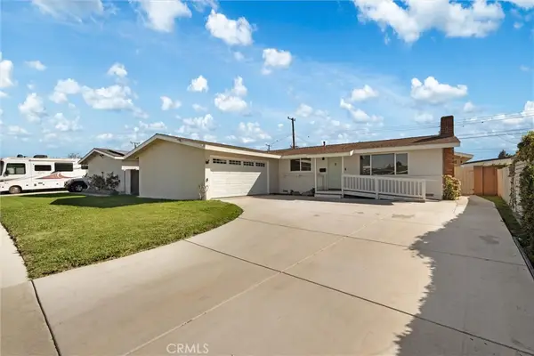 2022 W Spruce, Orange, CA 92868