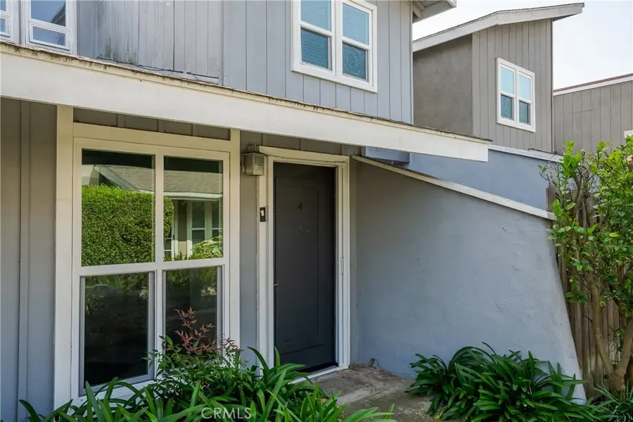 345 University Drive #F4, Costa Mesa, CA 92627 - #2