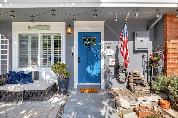 107 Yorktown Lane, Costa Mesa, CA 92626