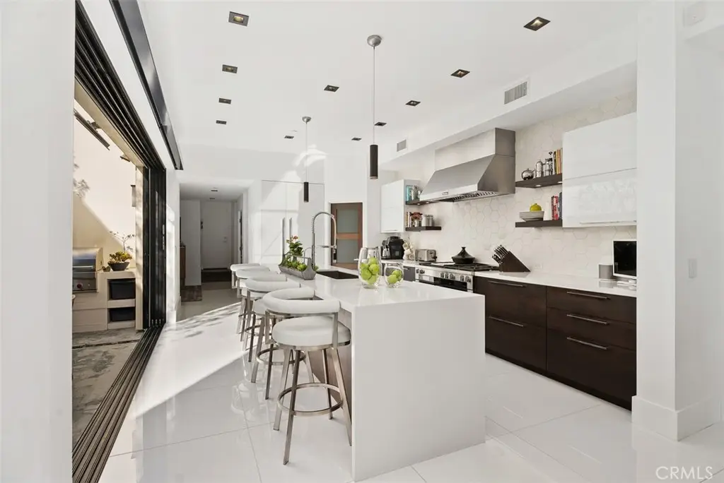 605 Marigold Avenue, Corona Del Mar, CA 92625 - #1