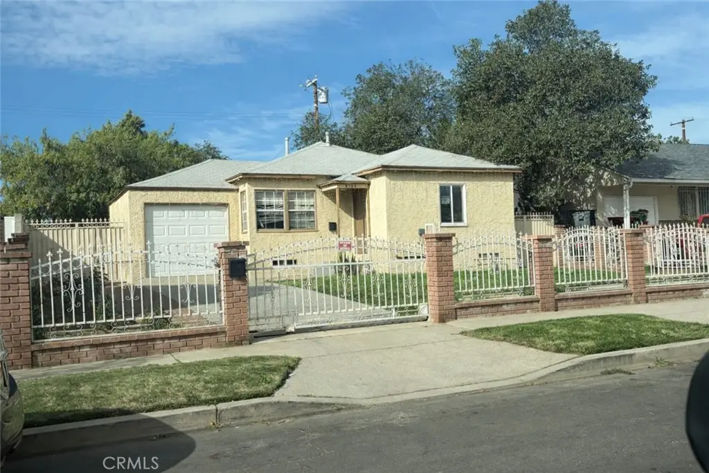 8113 Noble, Panorama City, CA 91402 - #1