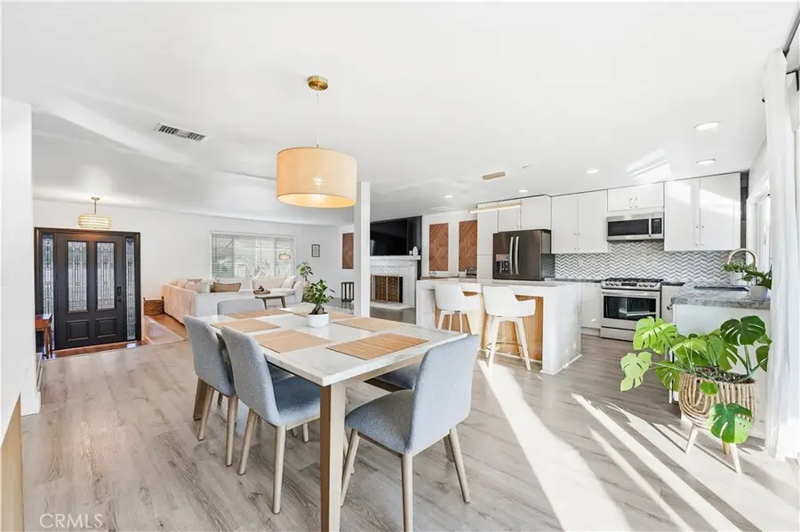 511 Sturgeon Drive, Costa Mesa, CA 92626 - Image #2