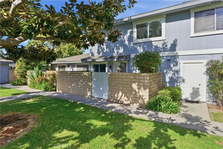 16395 Del Oro Circle, Huntington Beach, CA 92649 - #3