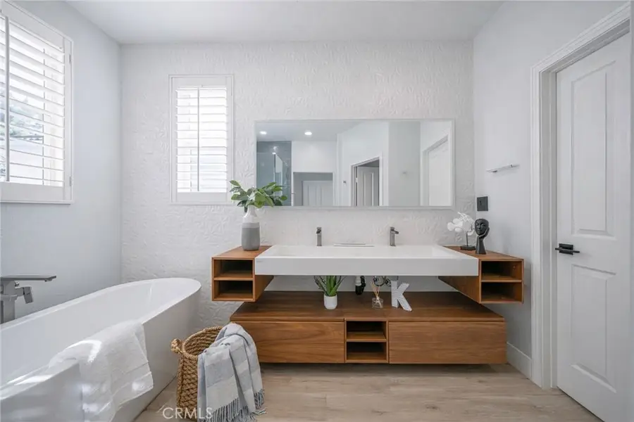 328 Flyers Lane, Tustin, CA 92782 - #3