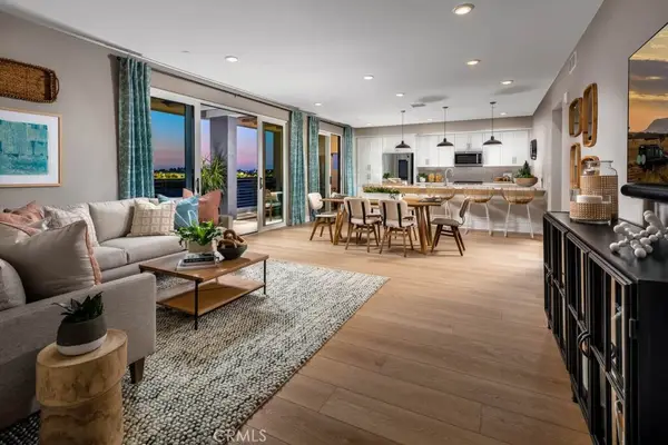 16175 Dawn Way #207, Tustin, CA 92782