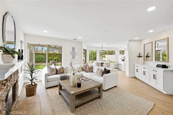 17 Rhode Island, Irvine, CA 92606