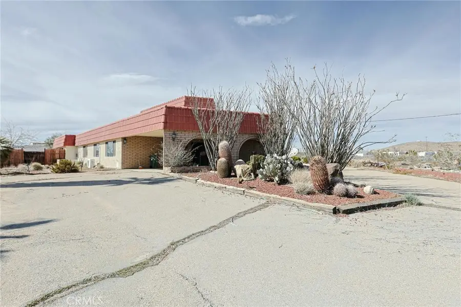 3150 Julcrest, Yucca Valley, CA 92284 - #2