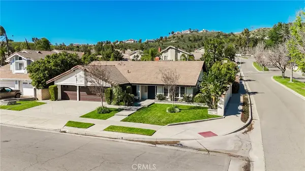 6535 E Yosemite, Orange, CA 92867