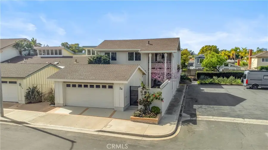 24 Spicewood Way, Irvine, CA 92612 - #2
