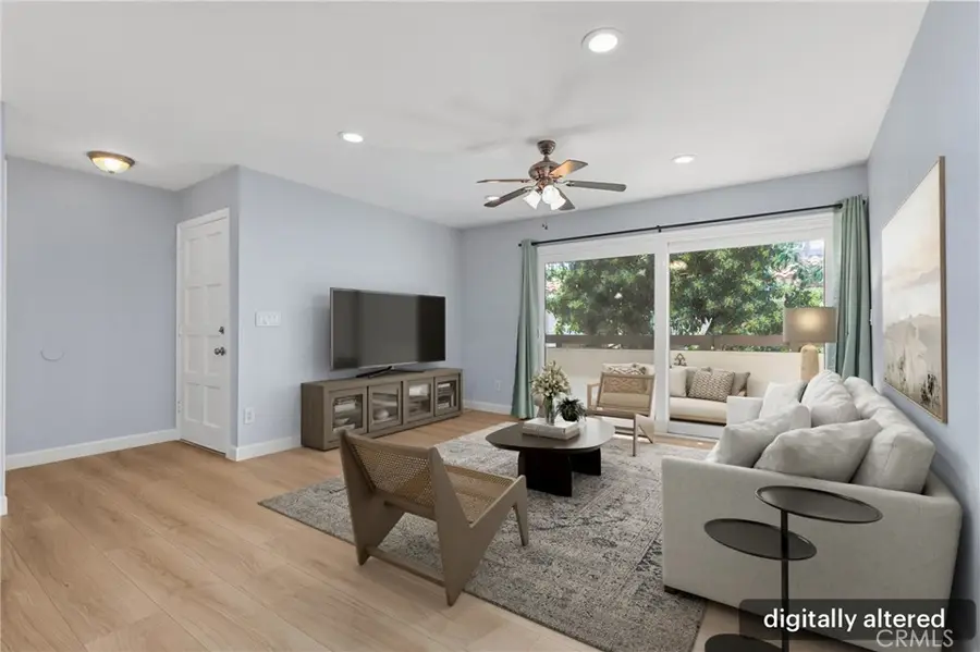 2501 W Sunflower Avenue #E16, Santa Ana, CA 92704 - #3