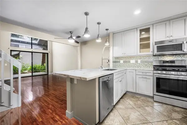 700 E Lake #111, Orange, CA 92866