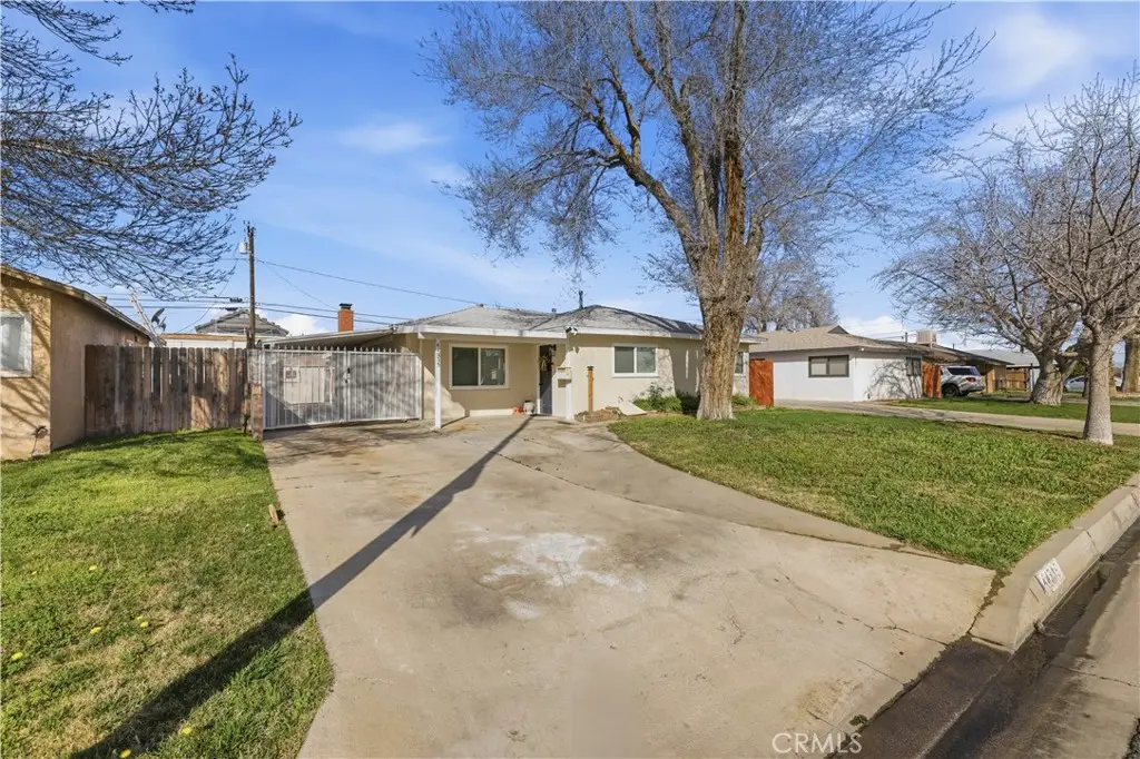 44335 Glenraven, Lancaster, CA 93535 - #1