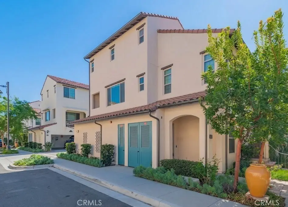 723 Spring Garden, Irvine, CA 92618 - #1