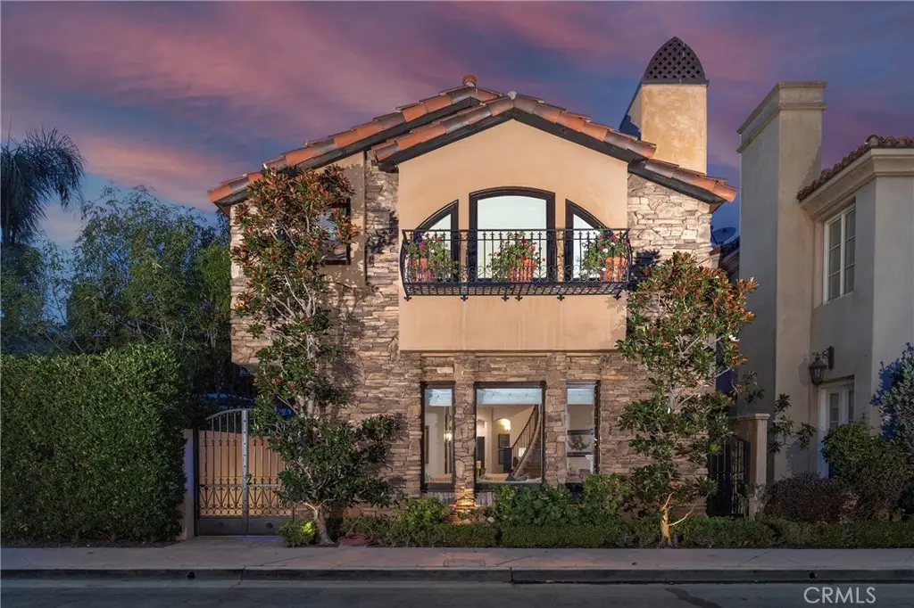 111 Via Koron, Newport Beach, CA 92663 - #1