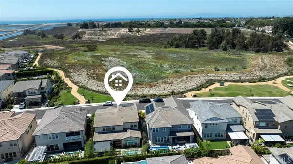 17352 Eucalyptus Lane, Huntington Beach, CA 92649