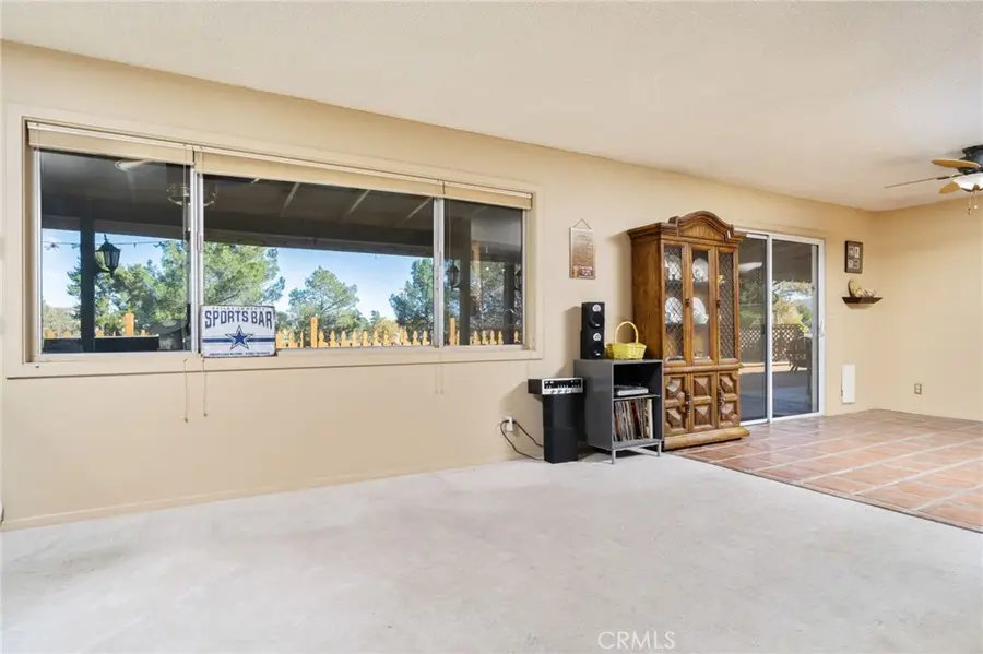 54940 Benecia, Yucca Valley, CA 92284 - #3