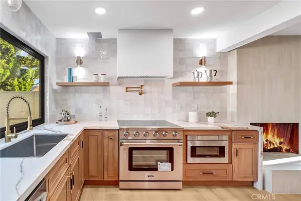 15335 Seine, Irvine, CA 92604