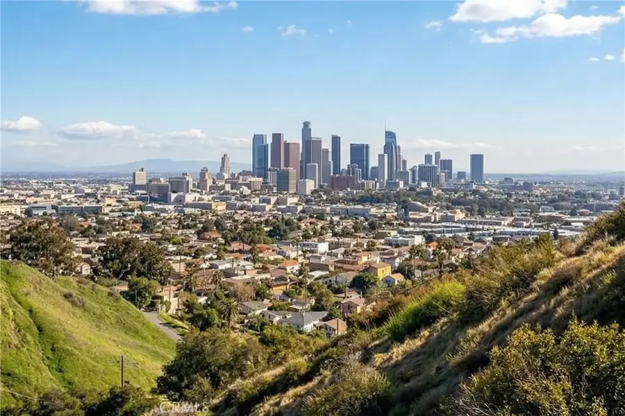 2807 N Thomas, Lincoln Heights, CA 90031 - #2