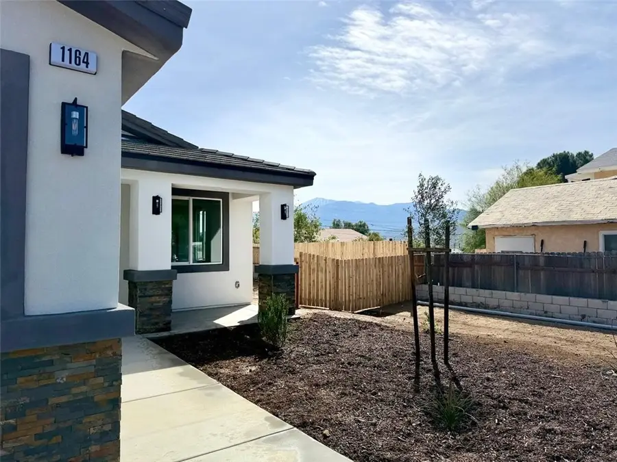 1164 N Hermosa Avenue, Banning, CA 92220 - #2